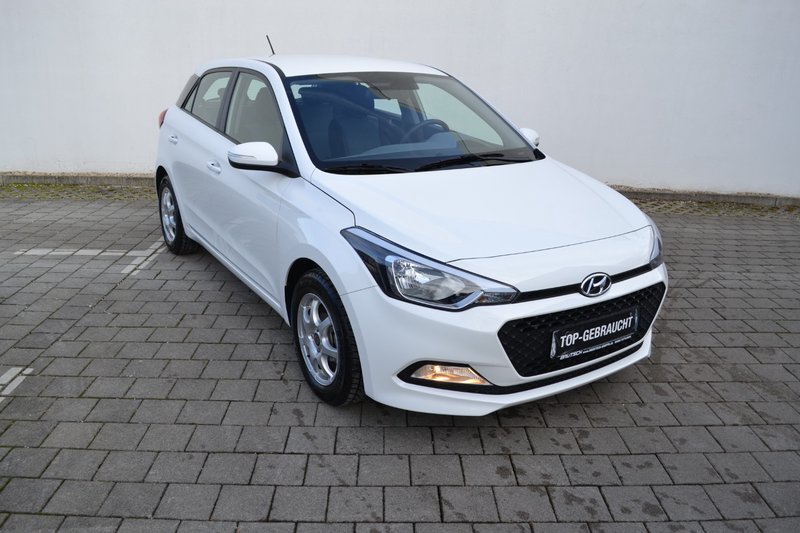 Hyundai i20 Classic 1.2 KLIMA / ALU / USB gebraucht kaufen in Singen ...